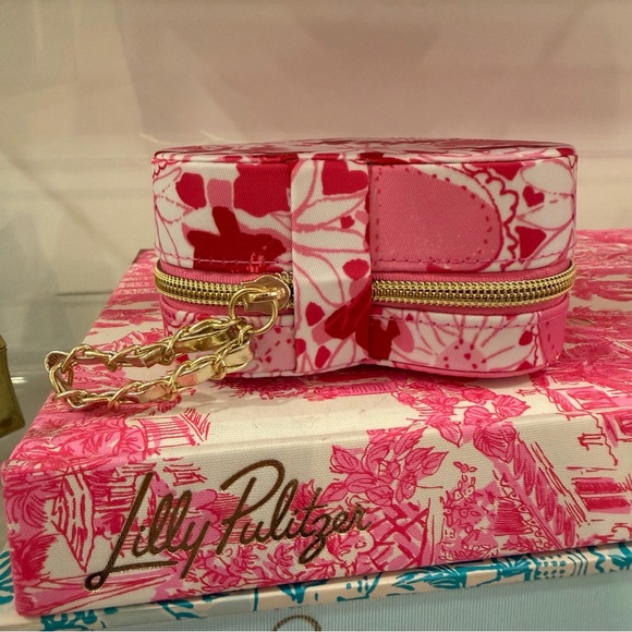 NWT Lilly Pulitzer Pink and Red Heart Jewelry Case - Coconut Dear Heart - Picture 14 of 17